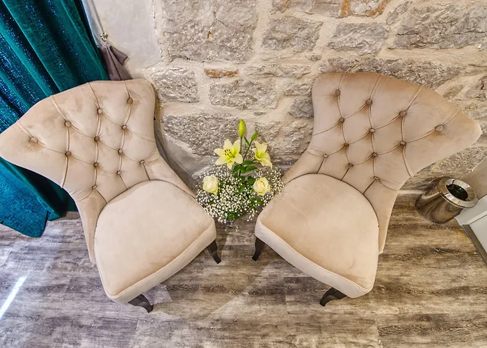 Riva Palace - Design Guest house 4*