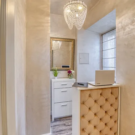 Riva Palace - Design Affittacamere Zara