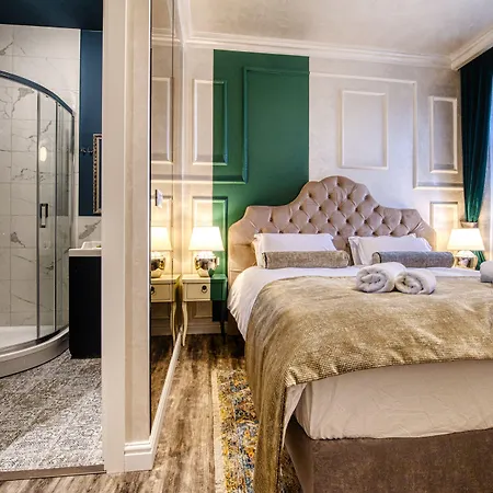 Riva Palace - Design 4* Zara