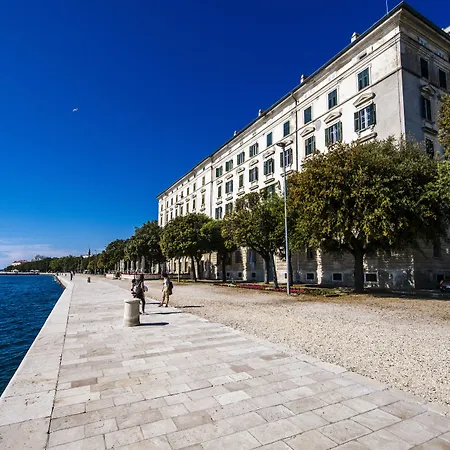 Riva Palace - Design 招待所 4*