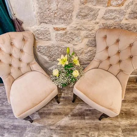 招待所 Riva Palace - Design 4*