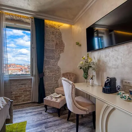 Riva Palace - Design Gasthof