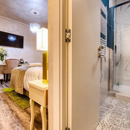 招待所 Riva Palace - Design 4*