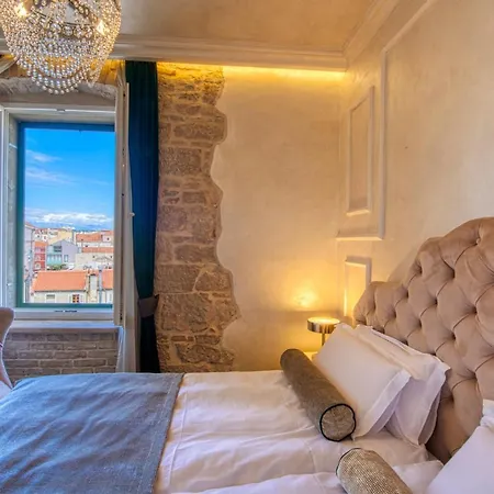 Riva Palace - Design Zara