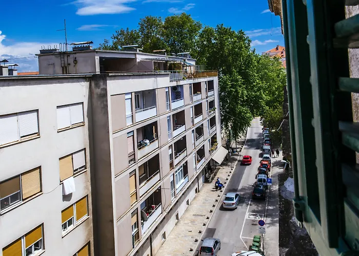 Riva Palace - Design 招待所 扎达尔