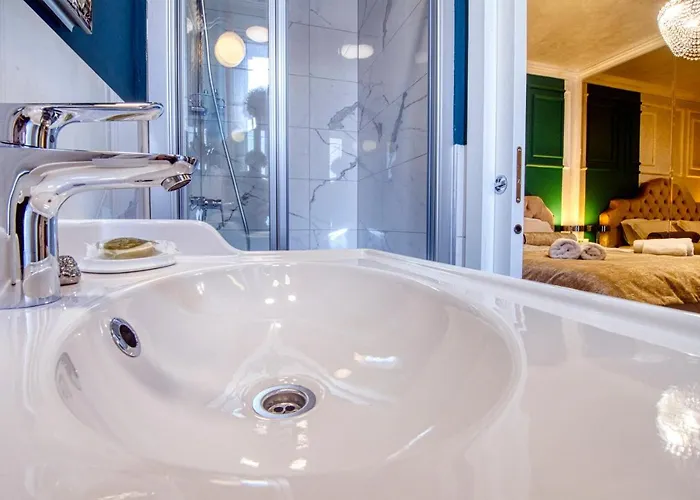 招待所 Riva Palace - Design 扎达尔